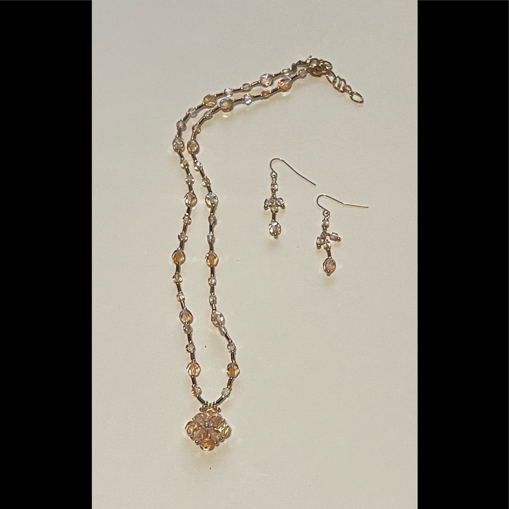 New Handmade Necklace And Earrings Set
